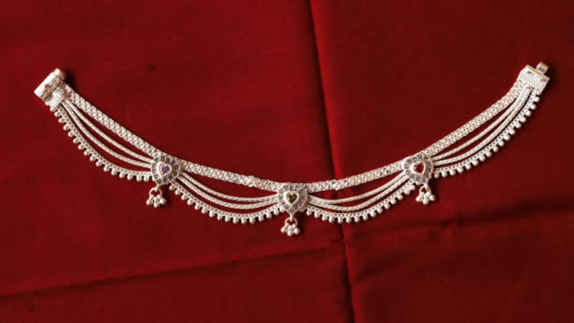 Mother’s Day 2023 buy anklets for your mother on mothers day