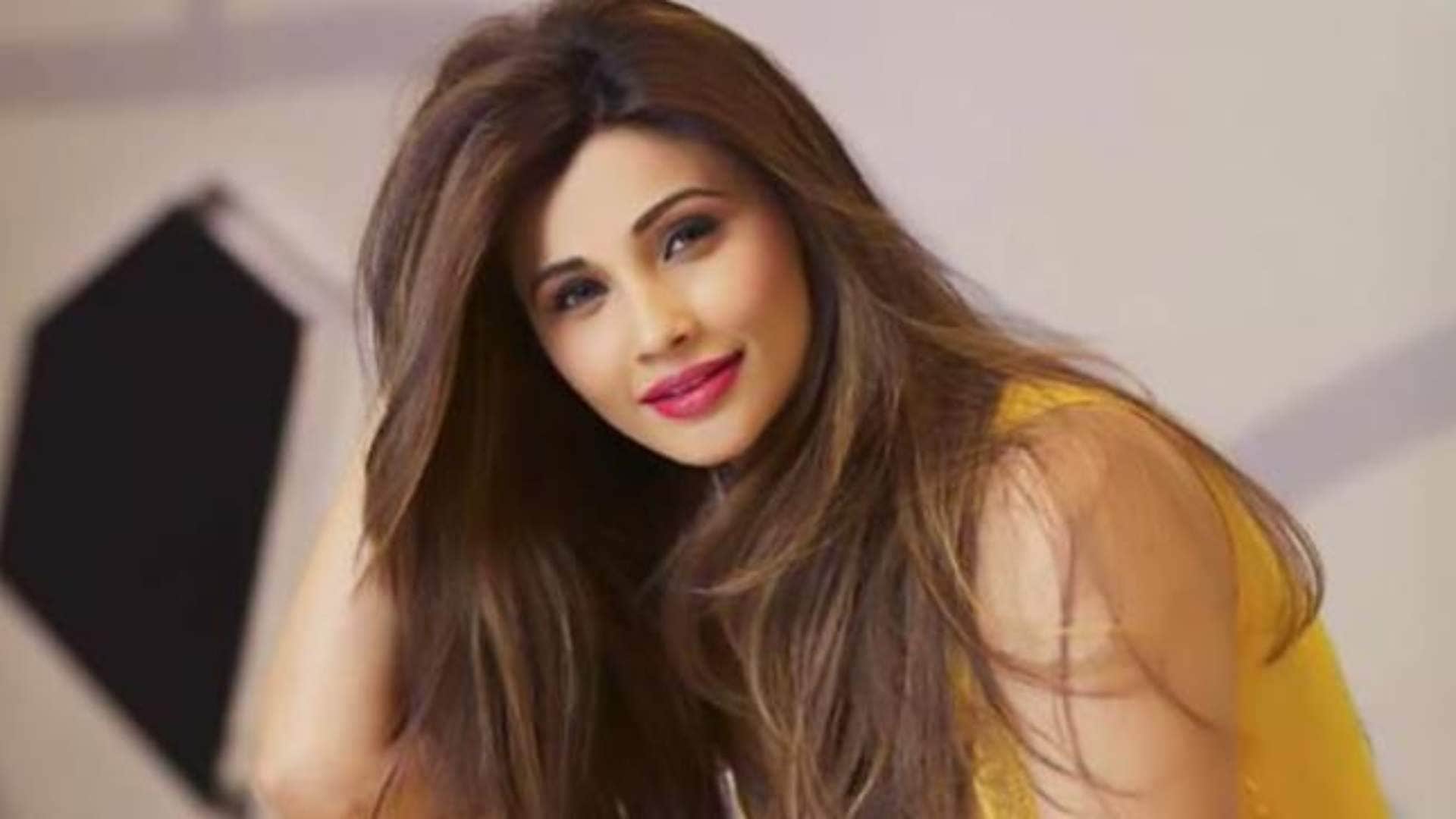 Salman Khan Actress Daisy Shah joins rohit shetty show Khatron Ke Khiladi 13 as an participant