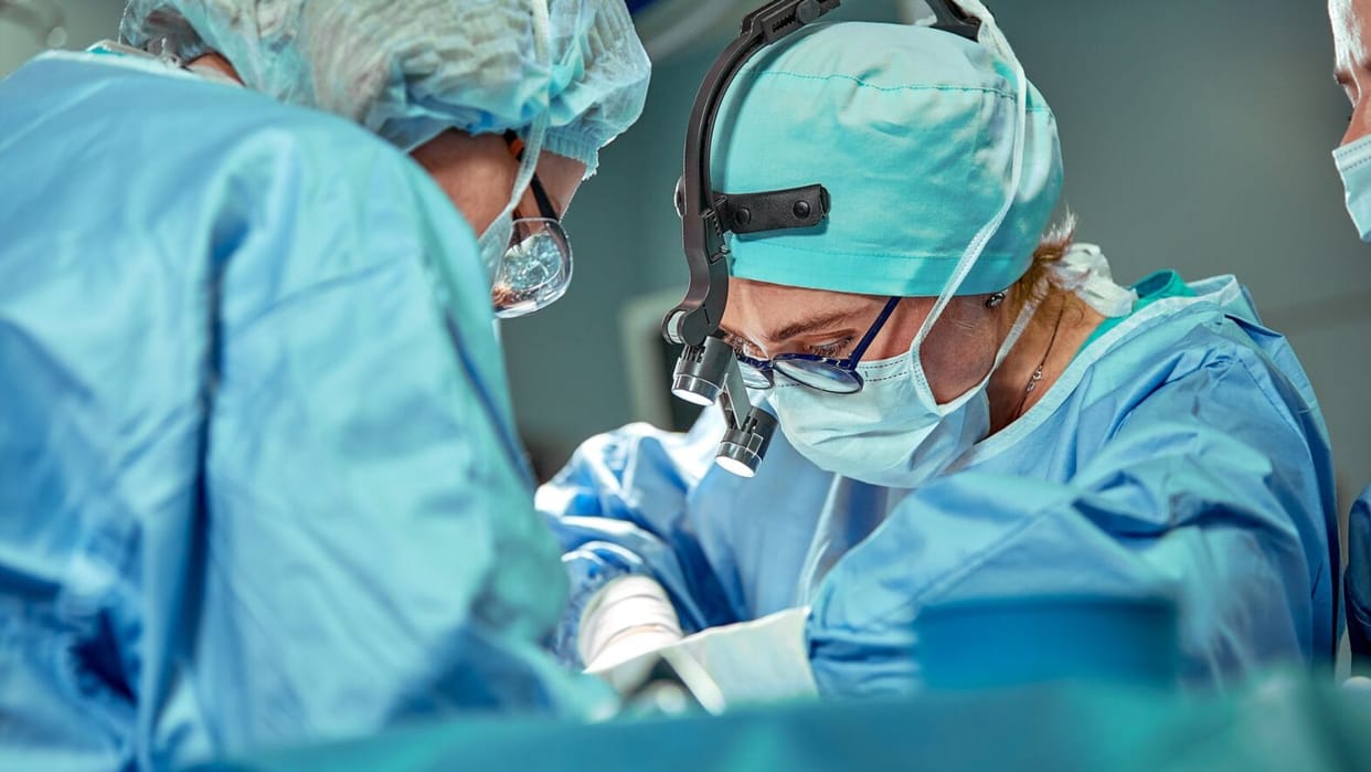 World first usa doctor did baby brain surgery in womb know what is vogm disease