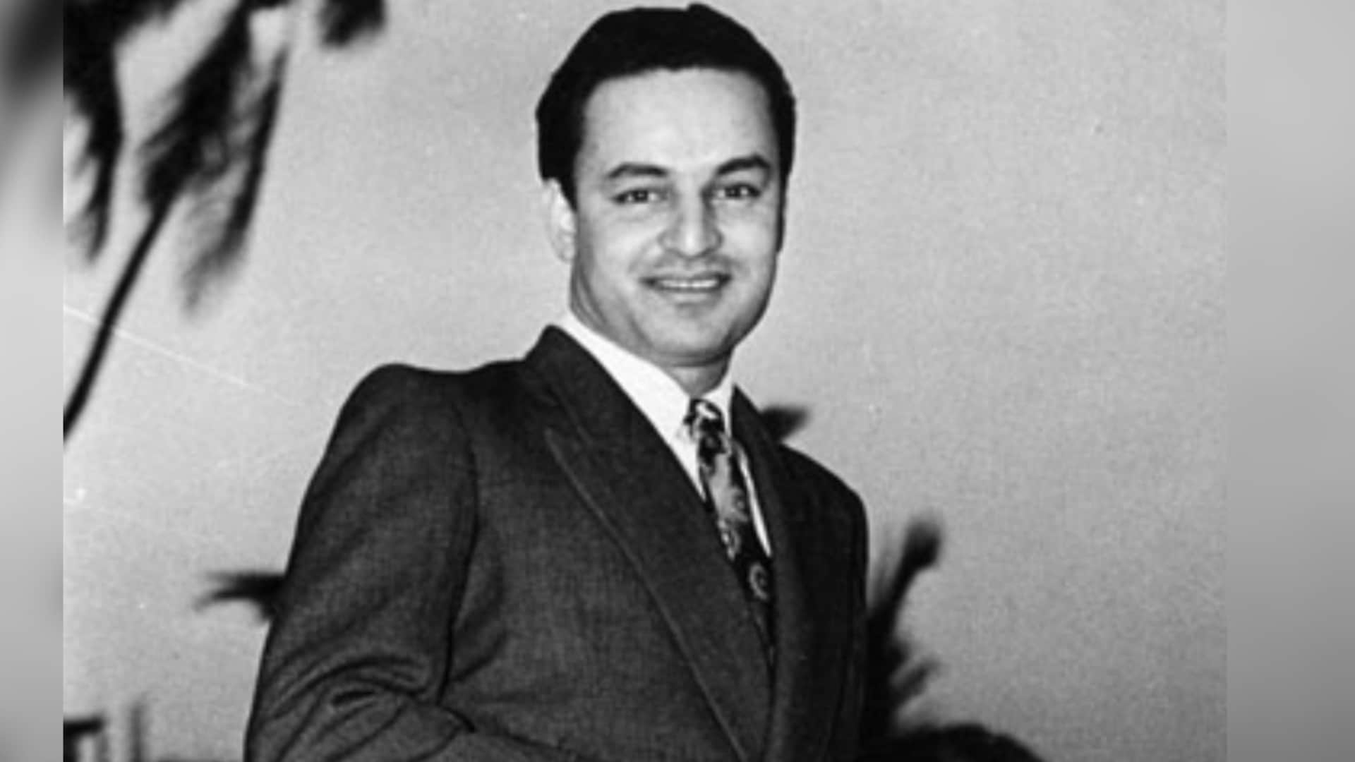 Indian Celebrities died outside India dev anand sridevi mukesh Farooq Shaikh mehmood know their death reason