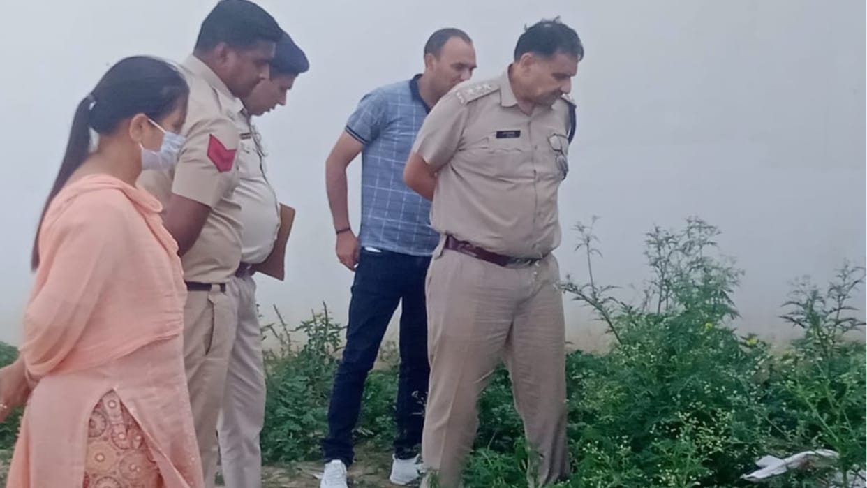 Dead body of a woman found in the bushes in Yamunanagar