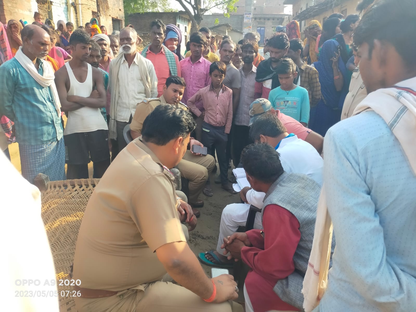 In Chitrakoot, the husband cut his wife with an axe, ruined the family, filed a report