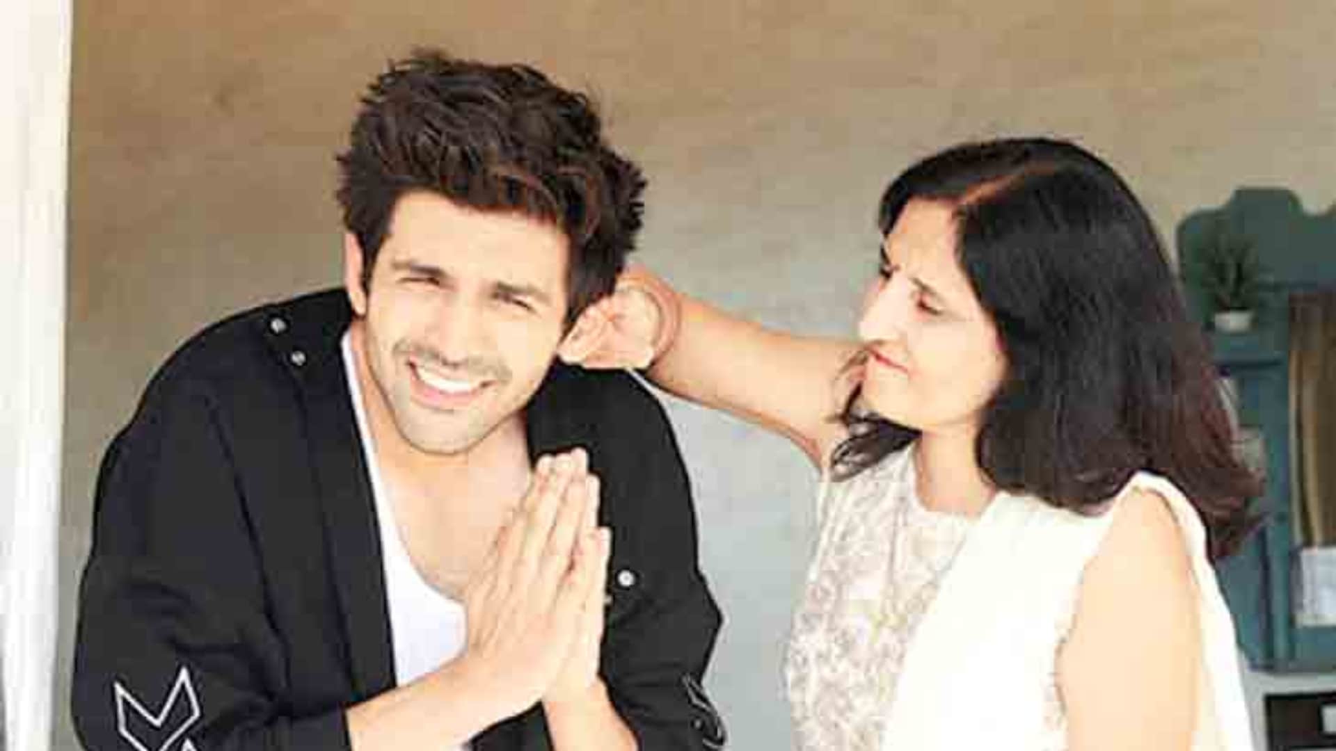 Kartik Aaryan Shared An Emotional Post For Mother Mala Tiwari won Fight Against Breast Cancer