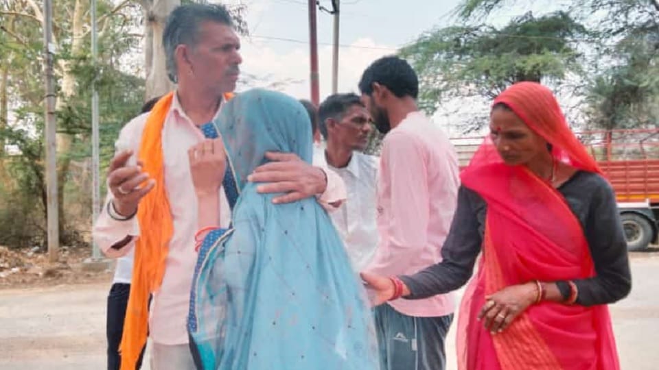 Bloody dead body of villager found in suspicious condition