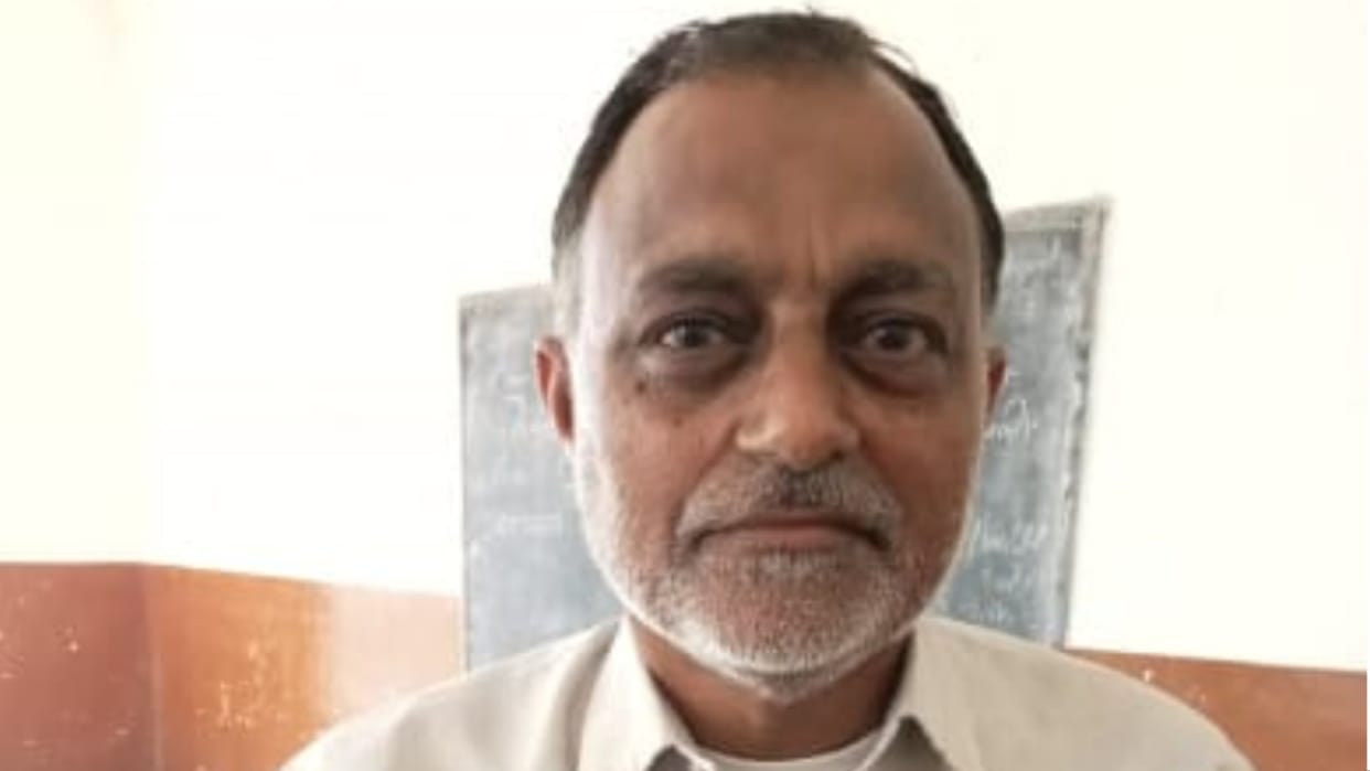 In Bhiwani teacher swallowed poison in the school, died