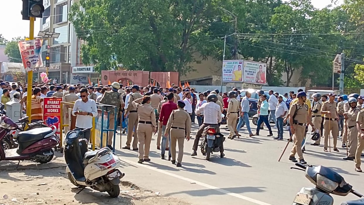 Mazar removed in Jwalapur amidst heavy protest Haridwar Land Jihad Uttarakhand news in hindi