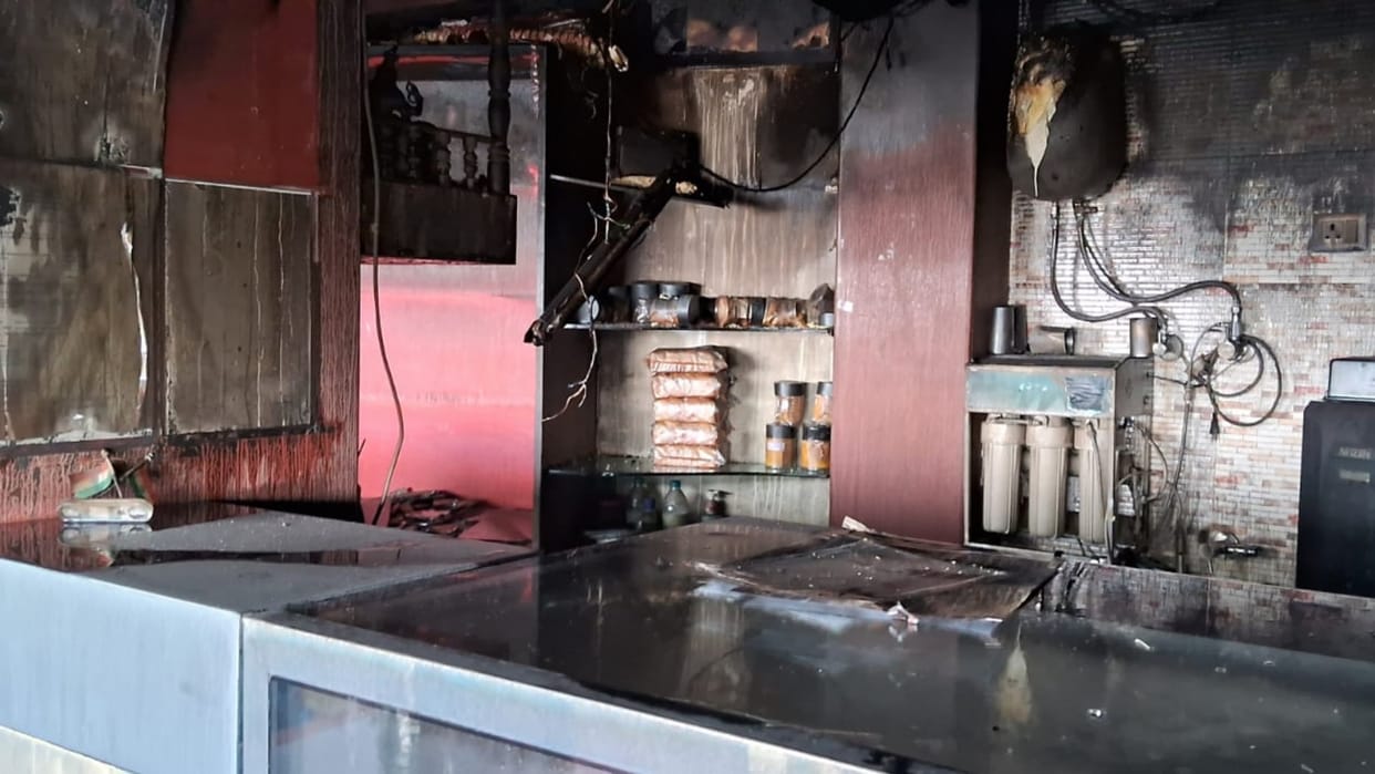 Fire breaks out at shop in lakkar bazar shimla himachal pradesh