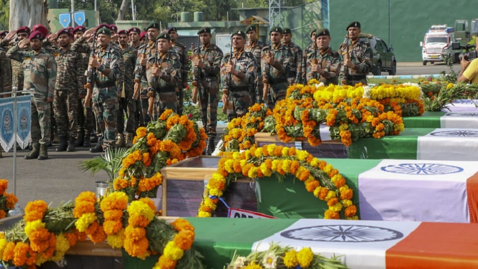 Rajouri Encounter: Umar-Azad and Mehbooba said- eliminate terrorism, saddened martyrdom of soldiers