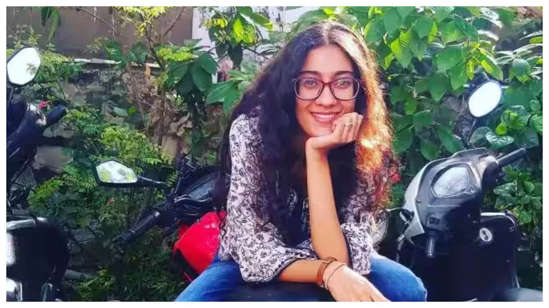 Bollywood Celebs Adopted Star kids Sushmita Sen Renee Sen Mithun Chakraborty  Dishani Chakraborty