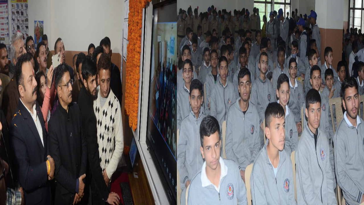 Rohit Thakur said  Smart class room facility will be available in all the primary schools of the state