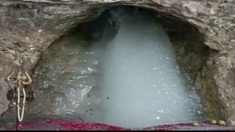 Amarnath Yatra: Baba Barfani appeared in full form in the holy cave