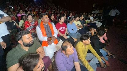 The Kerala story : रामेश्वर बोले- कांग्रेस शासित राज्य फिल्म कर मुक्त करें, PC का तंज- गैस के दाम कम कर देते The kerala story: Rameshwar said – Congress ruled states should make films tax free, PC said – reduce the pric