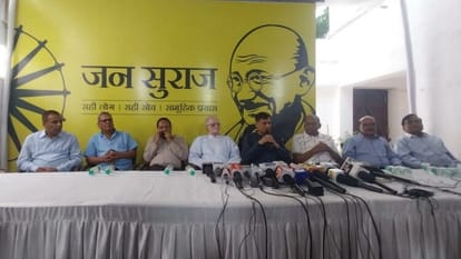 ias ips officers in politics : prashant kishor party list of IPS officers, ips karuna sagar joined rjd Bihar