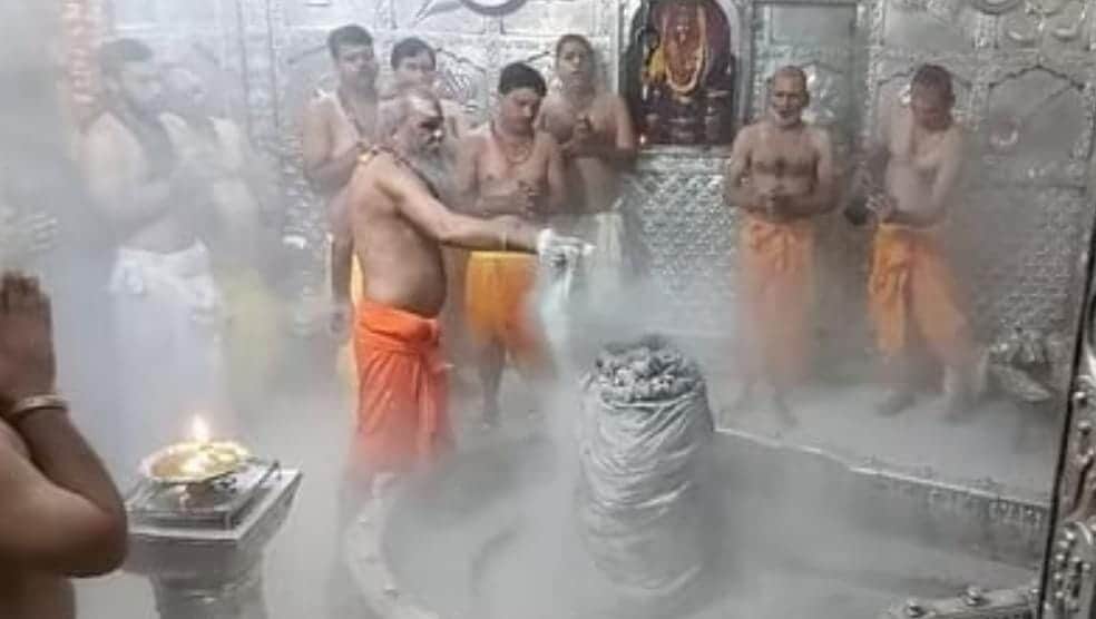 Mahakal Temple Darshan Arrangements: Booking Mahakal Bhasmaarti is also a challenge for common devotees