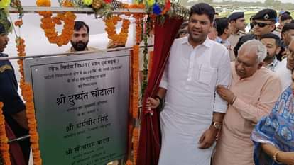 गांव गहली में जन परियोजनाओं का शिलान्यास करते डिप्टी सीएम दुष्यंत चौटाला