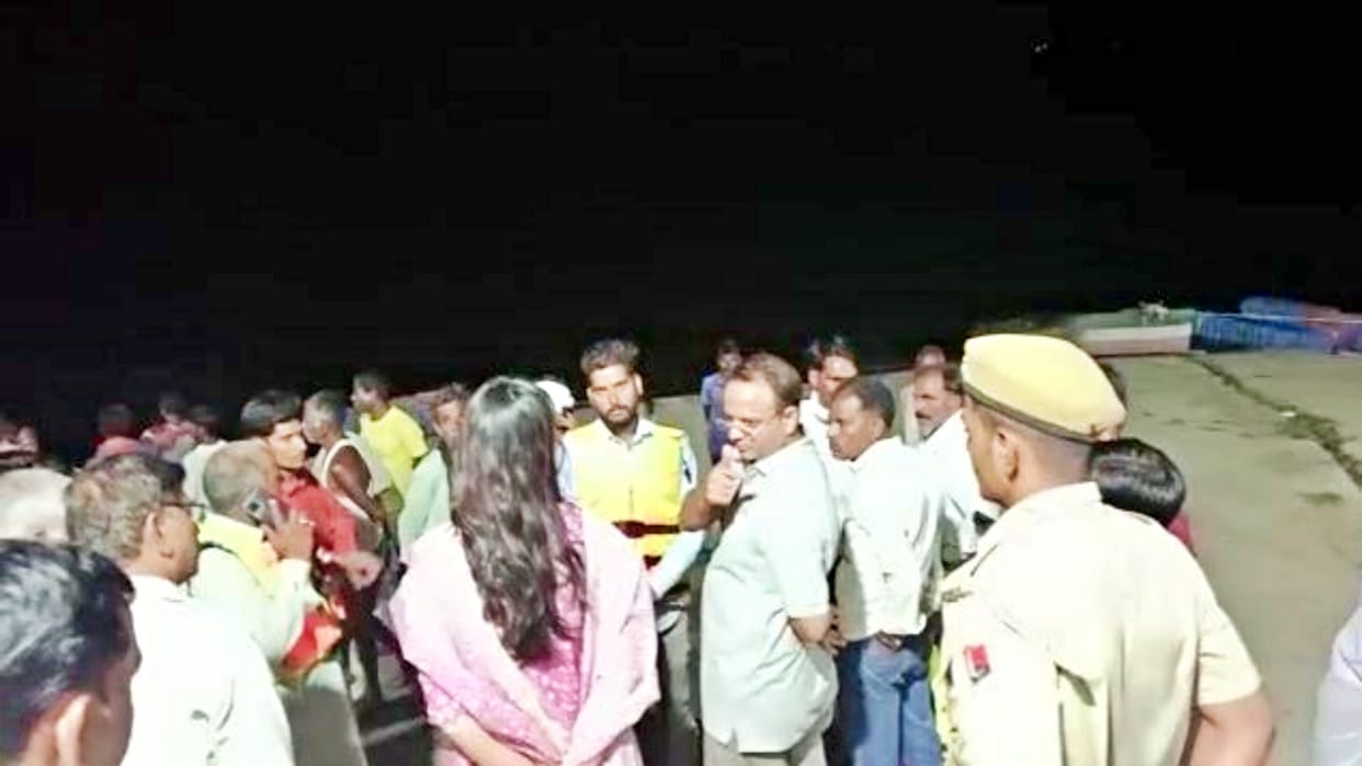 Boat overturned in storm in Tonk Bisalpur Dam