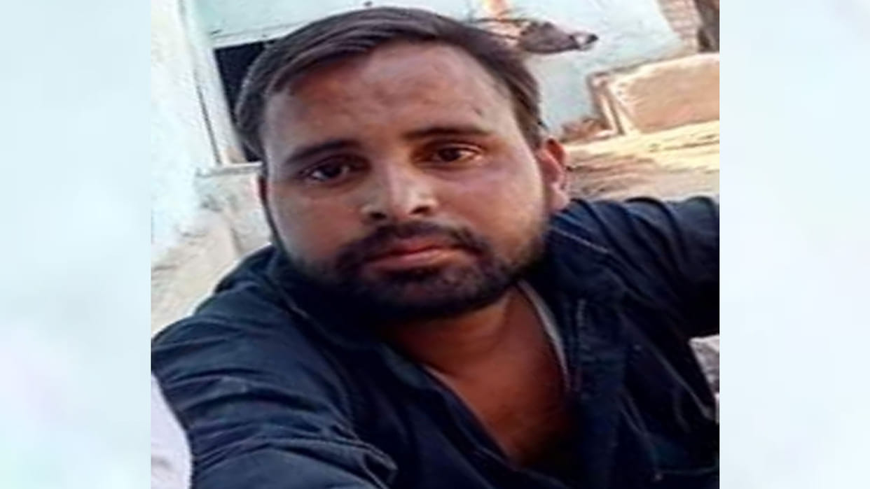 Jalaun: Former Pradhan committed suicide by hanging himself in the house