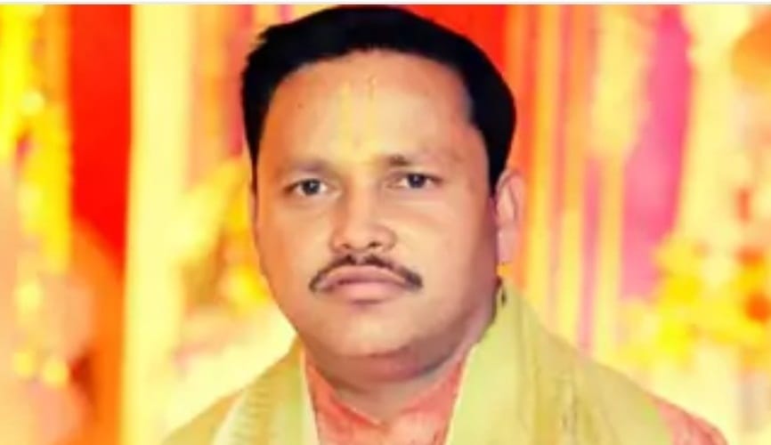 BJPs district convenor cut his wrist in Hardoi, shared suicide note on WhatsApp, wrote only one is responsible