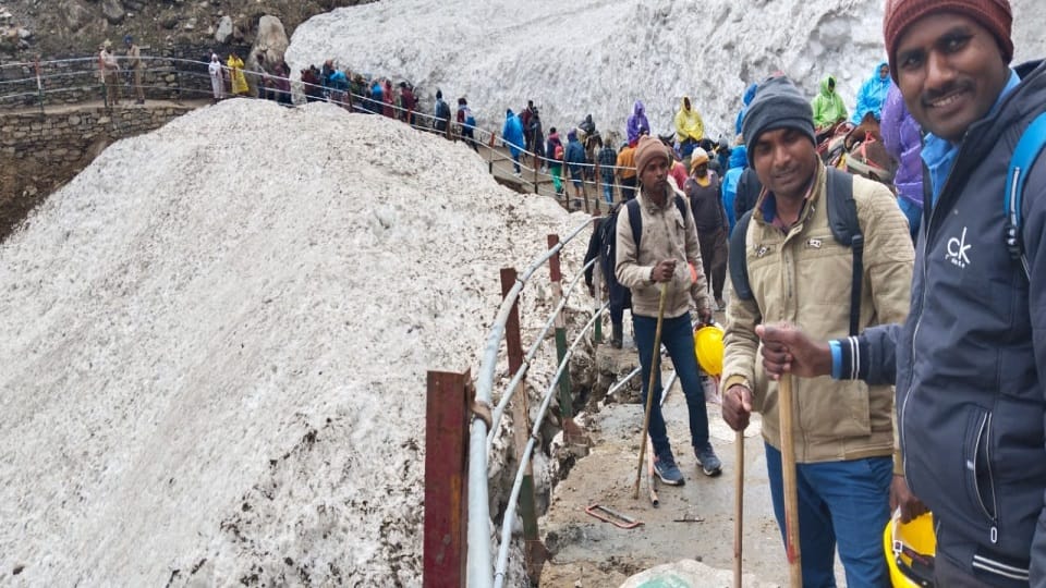 Chardham Yatra 2023 Devotees created New History Number of devotees cross 50 lakhs for the first time