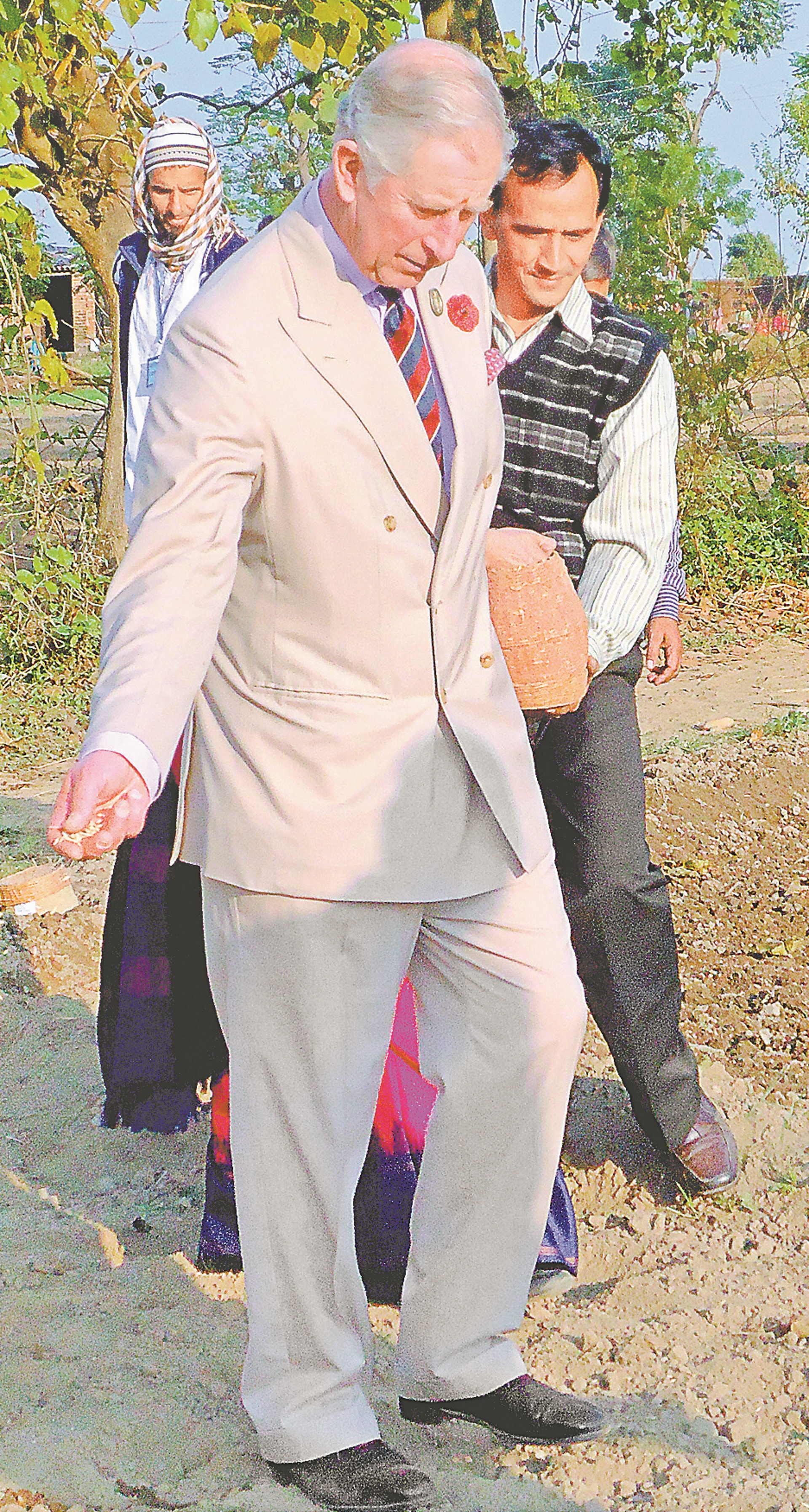 King Charles Story India Connection Dehradun Uttarakhand once sowed seeds in field by becoming a farmer