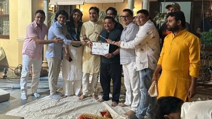 Pankaj Tripathi Shared A Photos On Instagram of Starting Shooting Of Main Atal Hoon