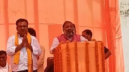 Deputy CM Brijesh Pathak roared in Ballia, said- 'The world will not forgive those who banned Bajrangbali'
