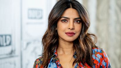 priyanka chopra film andaaz actress could not dance perfectly for film then she trained by veeru krishnan