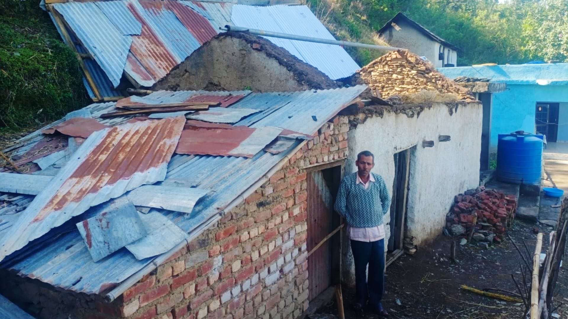 himachal weather update thunderstorm in many parts damage houses