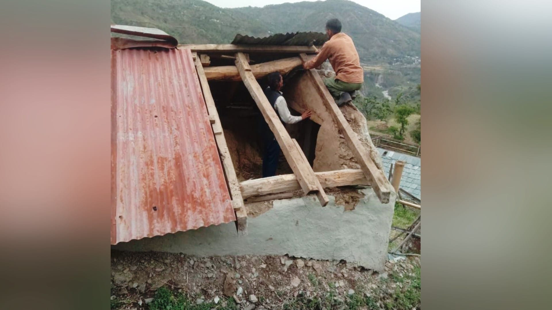 himachal weather update thunderstorm in many parts damage houses