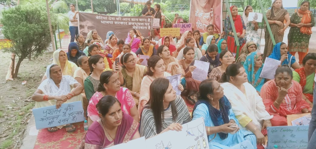 Meerut: Women protest in Meerut in support of wrestlers, demand for Brijbhushan Singh arrest