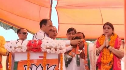 UP Nikay Chunav Congress candidate joins BJP in Badaun Dataganj