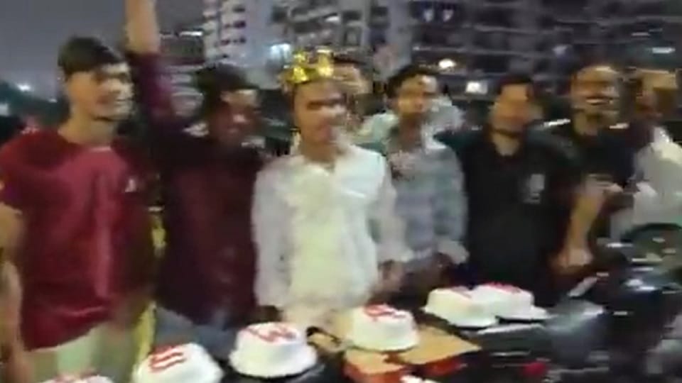 Seven arrested for celebrating birthday by cutting cake on elevated road