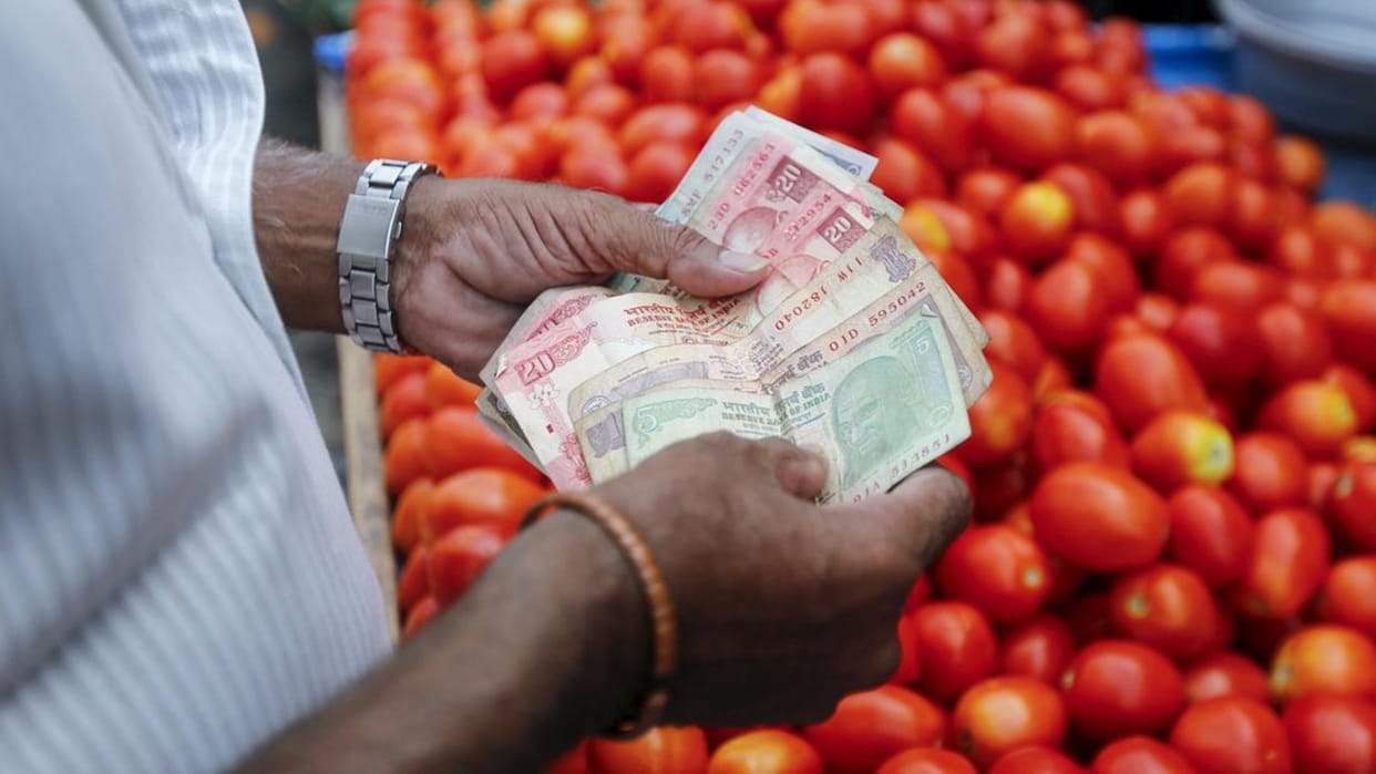 Retail inflation rises to 4-month high of 5.69 pc in December against 5.55 pc in November: Govt data