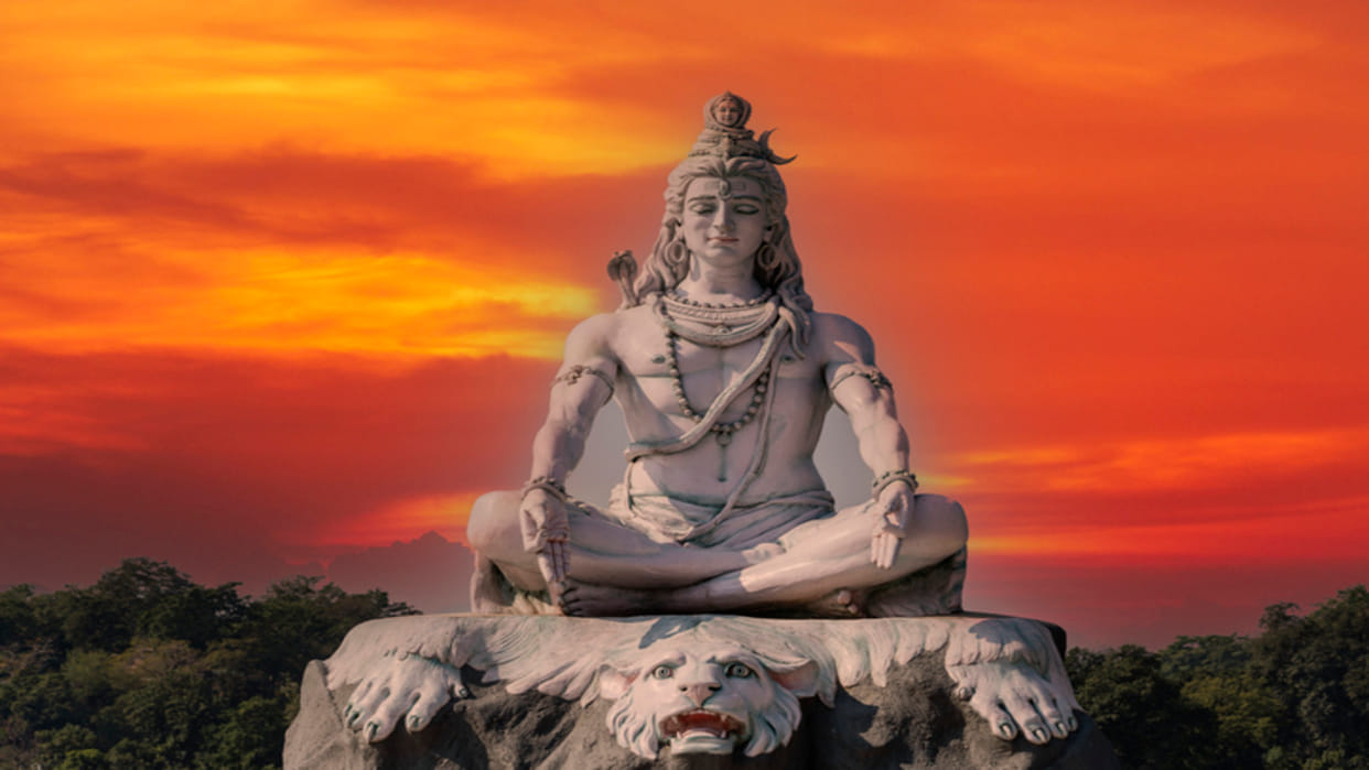 IRCTC Mahakaleshwar Sang Uttar Bharat Devbhoomi Yatra Tour Package check price all other details