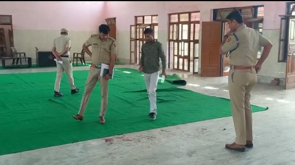 firing on two youth in Sonipat due to Fight over bid of Panchayati land in Khevda
