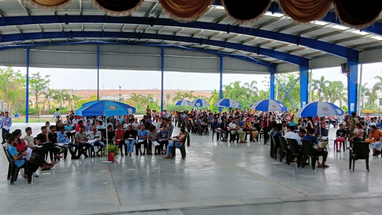 Tight security at three examination centers of Rajgarh among 1117 candidates gave the NEET exam