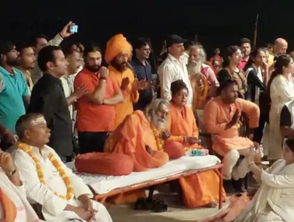 Gyanvapi is ours, it will be together': This statement of Pilot Baba, who reached Banaras, is being discussed