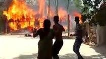 Daughter's wedding procession was to come after a day, fierce fire started due to cylinder leak, clothes and f
