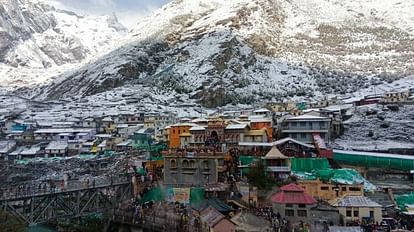 Chardham Yatra 2023 Beautiful view seen after Snowfall in Chardham Pilgrims huge Crowd photos