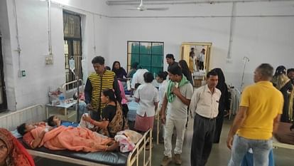 Khargone News: बस में थी 52 सीटें, भेड-बकरियों की तरह भर ली थी 69 सवारियां, अब तक 25 मौतों की पुष्टि The seating capacity of the bus was 52, 69 passengers were filled like sheep and goats