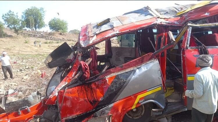 Indore Khargone Bus Accident News: Road Accident Bus Overturned in River Several People Died