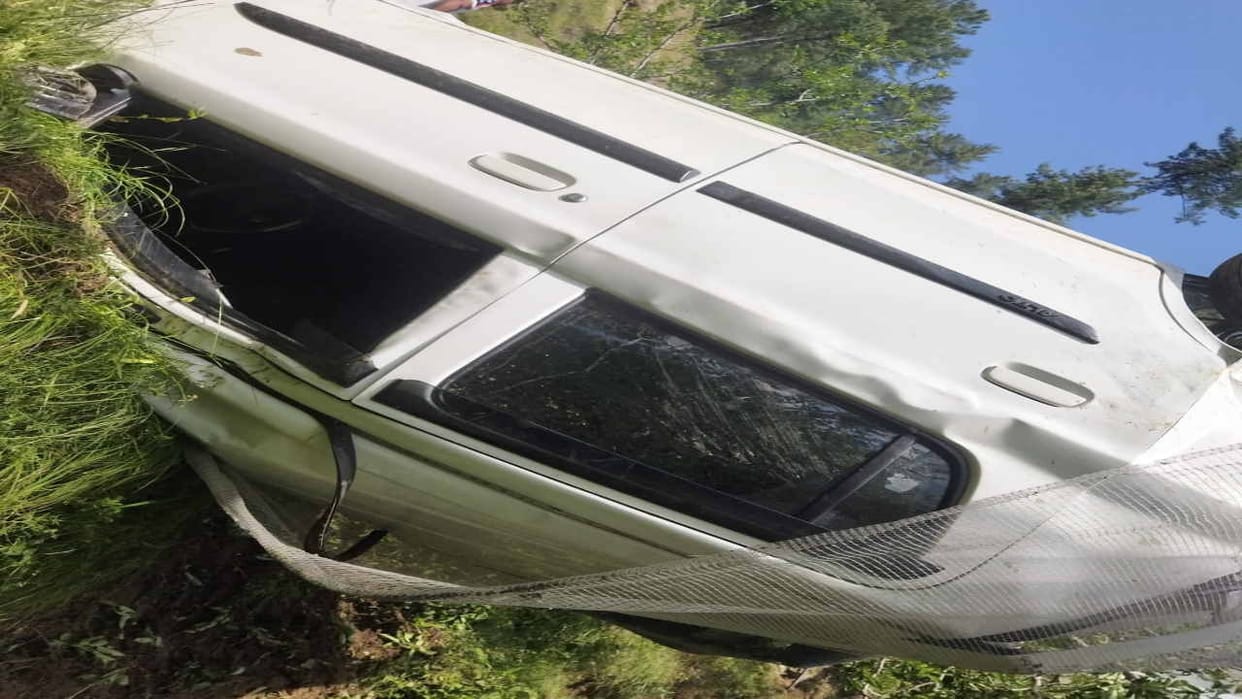 Five died, six injured in two separate road accidents in shimla districk