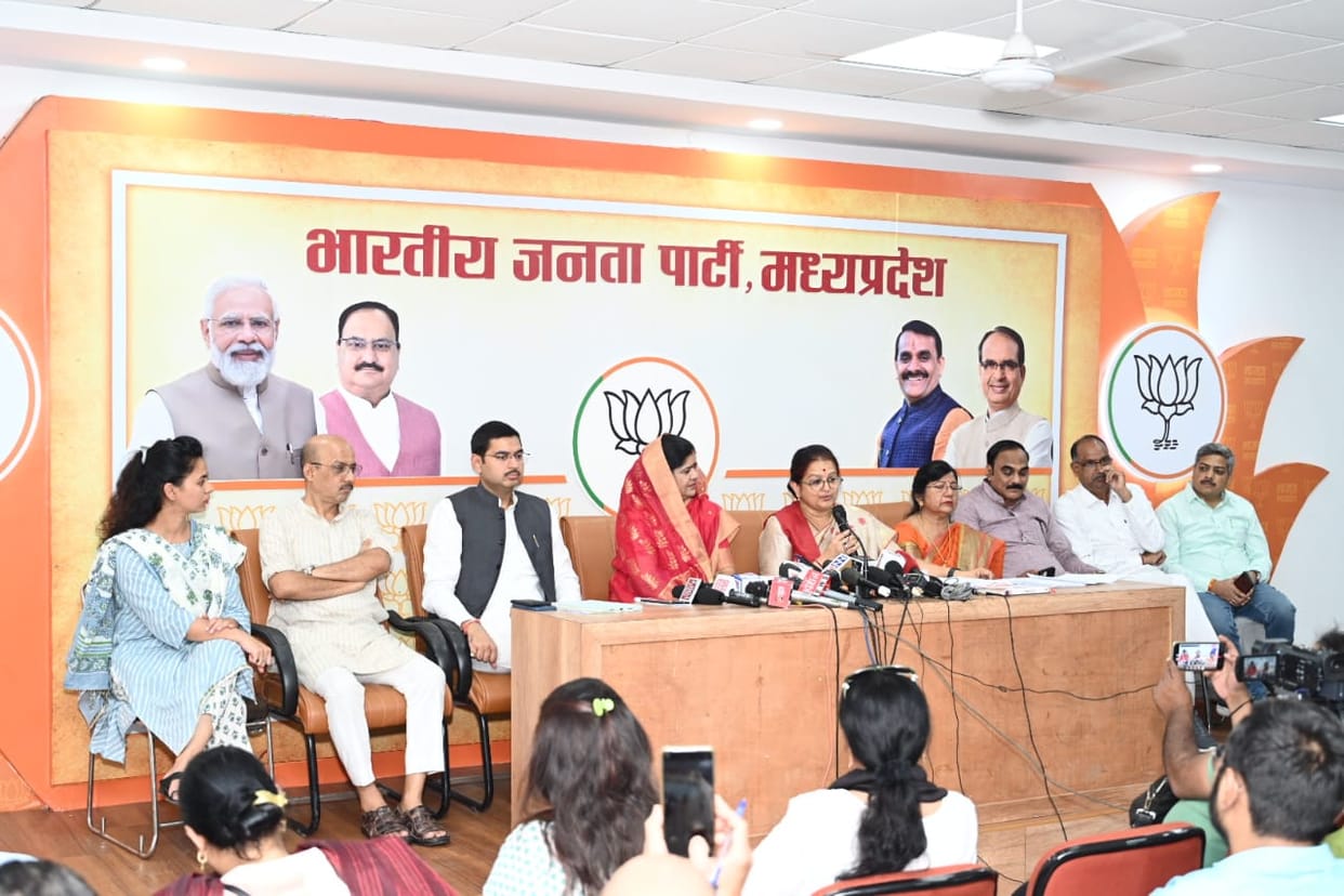 MP News: Three BJP leaders said – How will the Congress, which calls women a piece of goods and items, respect