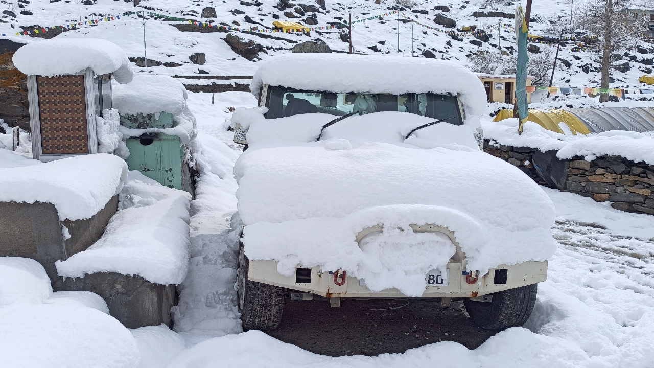 Cold Wave in Himachal Pradesh Hailstorm, Snowfall IMD Forecast Weather News in Hindi