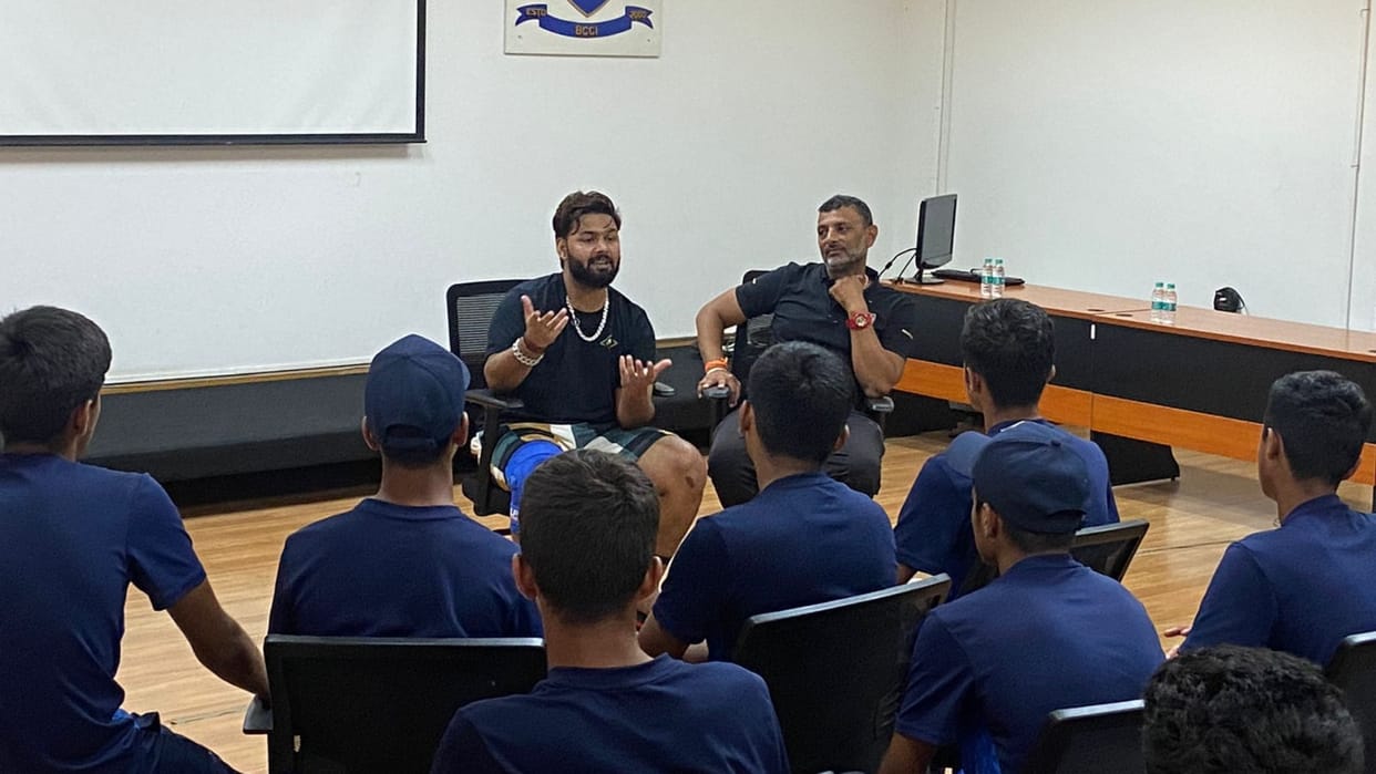 Rishabh Pant met under-16 cricketers at National Cricket Academy, see photos shared by BCCI | IPL 2023