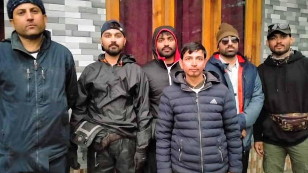 Five stranded tourists rescued safely at Nagaru on the way to Sach Pass