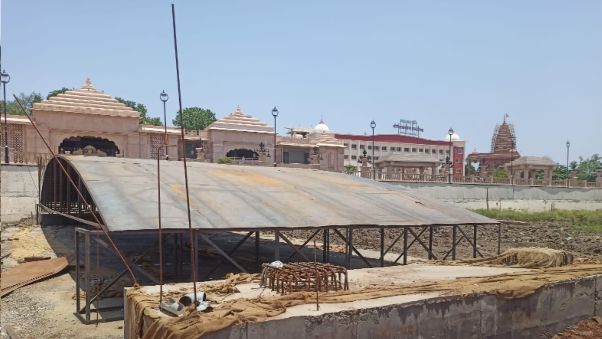 Foot bridge will enhance the beauty of Rudra Sagar, 500 people will be able to watch light and sound show