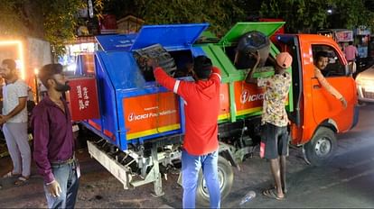 Do pick up garbage but come after market opens and closes