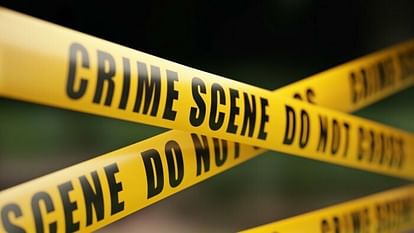 Indore News: शादी में हुआ विवाद, छोटे भाई ने बड़े भाई को सीने में कैंची मारी, मौत Younger brother killed elder brother with scissors in the chest