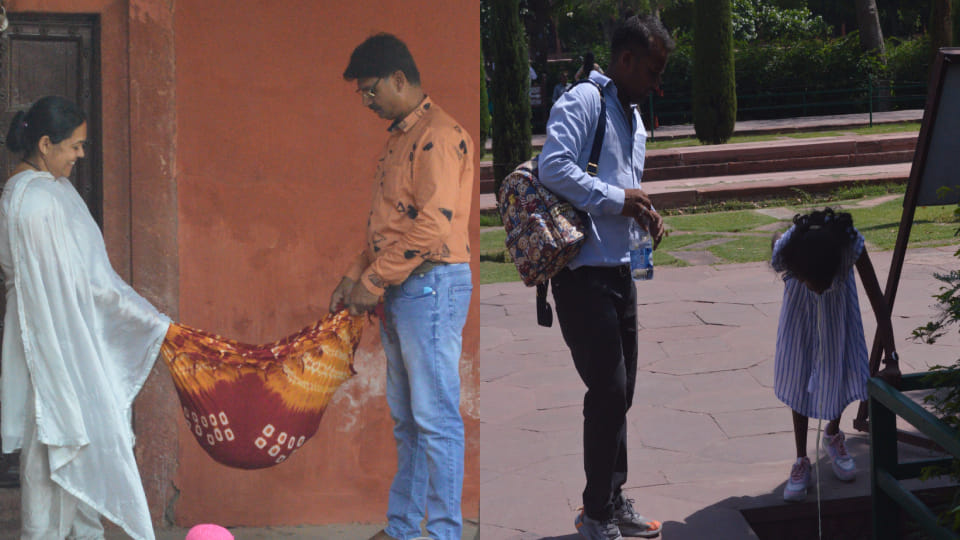 Tourists are suffering due to heat in Taj Mahal and Agra Fort in Agra